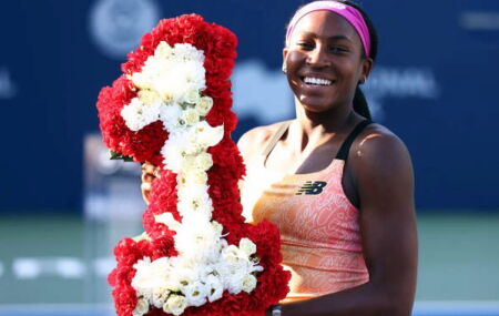 Coco Gauff derrota Jasmine Paolini em duelo eletrizante do Wuhan Open 2025. 