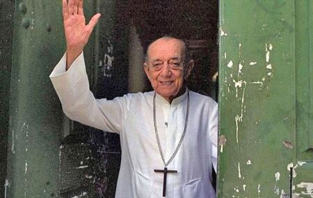 Dom H&eacute;lder C&acirc;mara. 