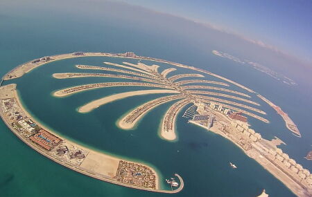 Ilha artificial Palm Jumeirah em Dubai. 