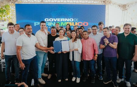 Raquel Lyra anuncia obras em Caruaru. 