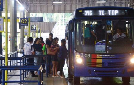 &Ocirc;nibus do Grande Recife.