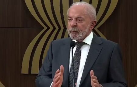 Lula durante fala sobre tr&aacute;fico.