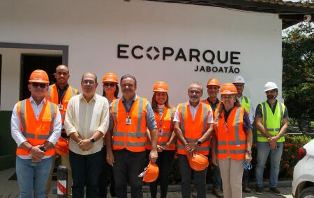 Mano Medeiros e comitiva da JAUPAR-BA no Ecoparque em Jaboat&atilde;o