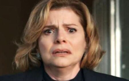 Odete Roitman (D&eacute;bora Bloch). 