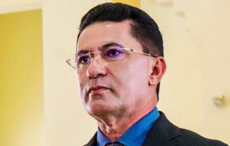 Prefeito de Correntes.