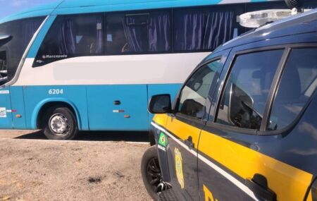 PRF prende idoso por importuna&ccedil;&atilde;o em &ocirc;nibus. 