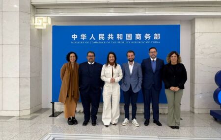 Raquel Lyra em viagem. 