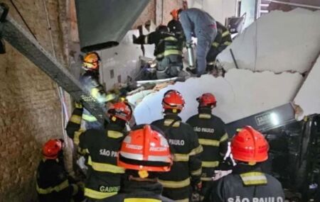 Restaurante que teto desabou, em S&atilde;o Paulo.