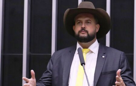Deputado Z&eacute; Trov&atilde;o rebate parlamentares que o apelidaram de "Z&eacute; Chuvisco"