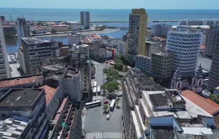 Gest&atilde;o Jo&atilde;o Campos concede &aacute;rea do Distrito Guararapes &agrave; iniciativa privada.