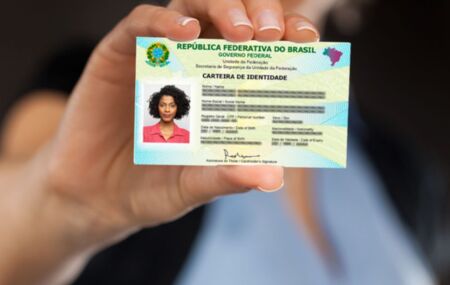 Carteira de Identidade Nacional.
