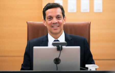 Conselheiro Carlos Neves.