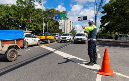 CTTU faz mudan&ccedil;as no tr&acirc;nsito do Recife no domingo. 
