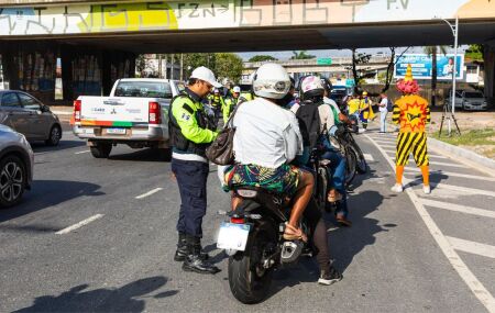 CTTU monta esquema de tr&acirc;nsito para corrida. 