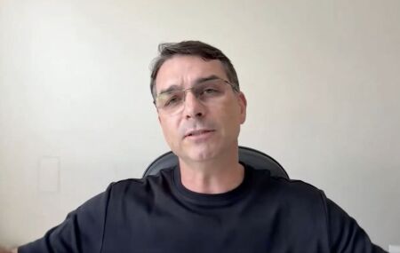 Fl&aacute;vio Bolsonaro. 