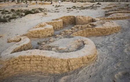 Fortaleza no Egito descoberta por arque&oacute;logos.
