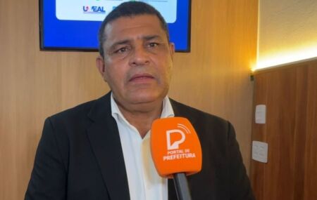 Vereador Maguila, presidente da C&acirc;mara de Igarassu e da CNV.
