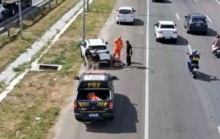 Local da BR-101, no Recife, ocorreu o acidente.