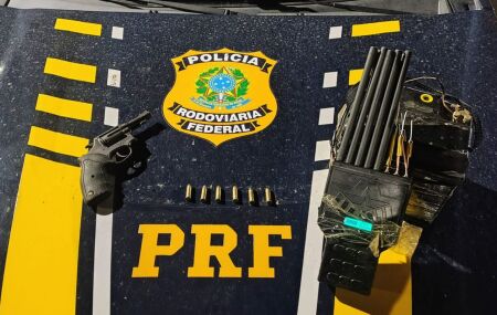 Apreens&otilde;es feitas pela PRF na BR-232, em Gravat&aacute;.