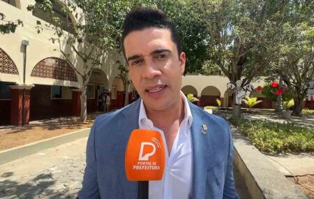 Prefeito de Caruaru Rodrigo Pinheiro.