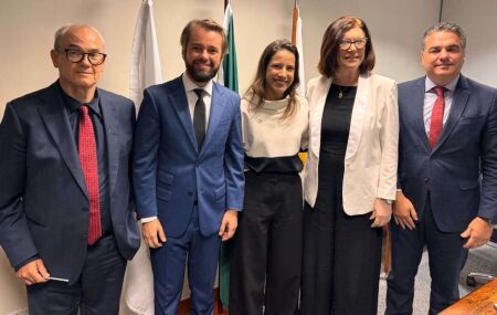 Reuni&atilde;o da governadora Raquel Lyra em Bras&iacute;lia.