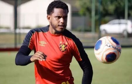 Rithely, ex jogador do Sport Clube Recife