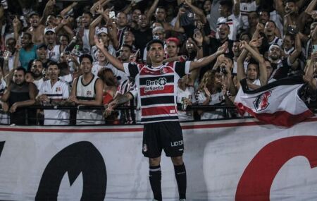 Santa Cruz tem a d&eacute;cima primeira maior m&eacute;dia de p&uacute;blico do Brasil.