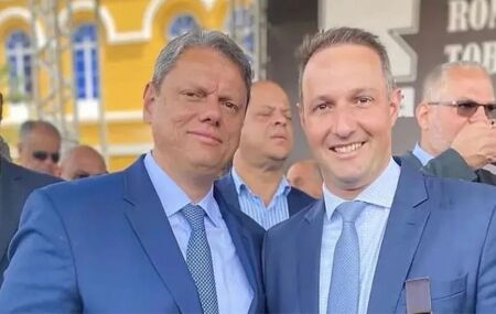 Tarc&iacute;sio Gilson e Guilherme Derrite. 