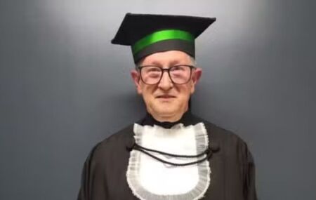 Taxista de 77 anos vai fazer Enem pela primeira vez.