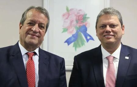 Valdemar Costa Neto e Tarc&iacute;sio de Freitas.