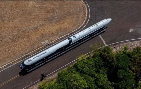 Foguete gigante de sete andares lan&ccedil;ado do Brasil promete marcar uma nova era espacial e colocar o pa&iacute;s no disputado mercado global. 