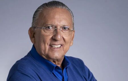 Galv&atilde;o Bueno &eacute; internado em Londrina ap&oacute;s passar mal durante o Natal