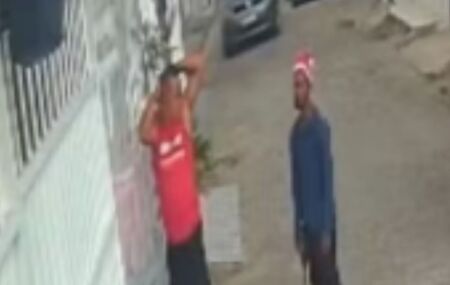 Corpo de comerciante sequestrado por criminoso com gorro de Papai Noel &eacute; encontrado no Grande Recife