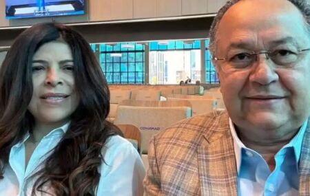 Deputada que exp&ocirc;s o marido, tamb&eacute;m parlamentar, comenta o caso: 'Cuidado com o pastor gatinho'