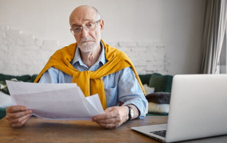 Idosos acima de 60 anos podem eliminar at&eacute; 3 d&iacute;vidas em 2025 e 2026. 