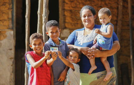 Fam&iacute;lia no programa M&atilde;es de Pernambuco.