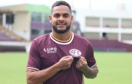 Juninho, da Ferrovi&aacute;ria, est&aacute; no radar do N&aacute;utico.