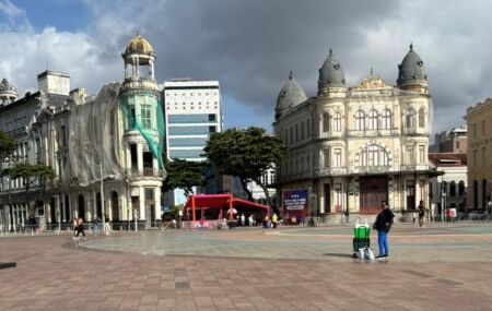 Marco Zero, no bairro do Recife.