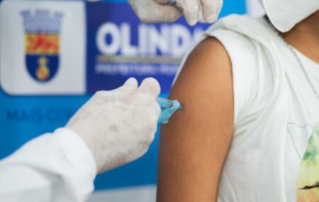 Olinda inicia vacina&ccedil;&atilde;o contra a bronquiolite. 