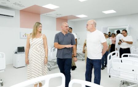 Prefeito faz vistoria de obra e Centro M&eacute;dico Infantil deve atender 18 mil crian&ccedil;as por m&ecirc;s.