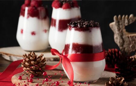 Sobremesas da ceia de Natal preparadas em casa, com frutas e ingredientes simples.