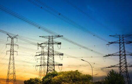 Consumidores no Brasil come&ccedil;am 2026 com a bandeira verde na conta de luz, sem custo extra nas tarifas de energia.