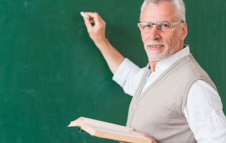 Piso dos Professores deve ter altera&ccedil;&atilde;o para 2026.