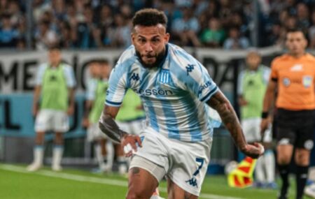 Quem joga nesta segunda-feira (1&deg;)? confira a agenda de jogos e onde assistir