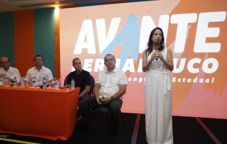 Avante reafirma apoio a Raquel Lyra em congresso no Recife e governadora agradece 
