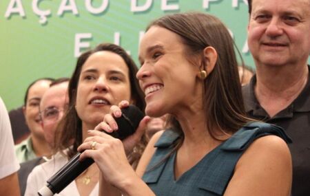 Raquel Lyra e Fl&aacute;via de Nadegi.