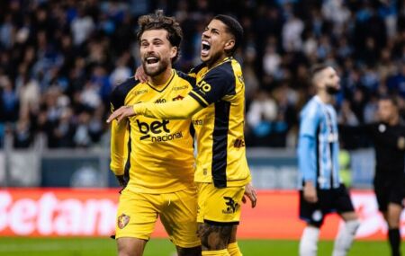 Sport e Gr&ecirc;mio pelo Brasileir&atilde;o.