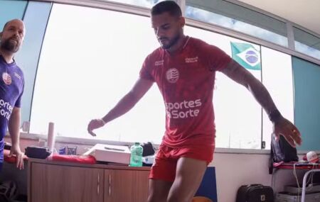 Juninho &eacute; anunciado oficialmente pelo N&aacute;utico.
