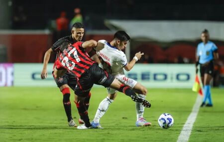 Jogo entre Vit&oacute;ria e Bahia 
