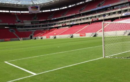 Arena de Pernambuco fecha acordo com Santa Cruz e Retr&ocirc; para duelos da semifinal do PE.